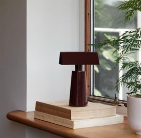 Lampe baladeuse Caret And Tradition
