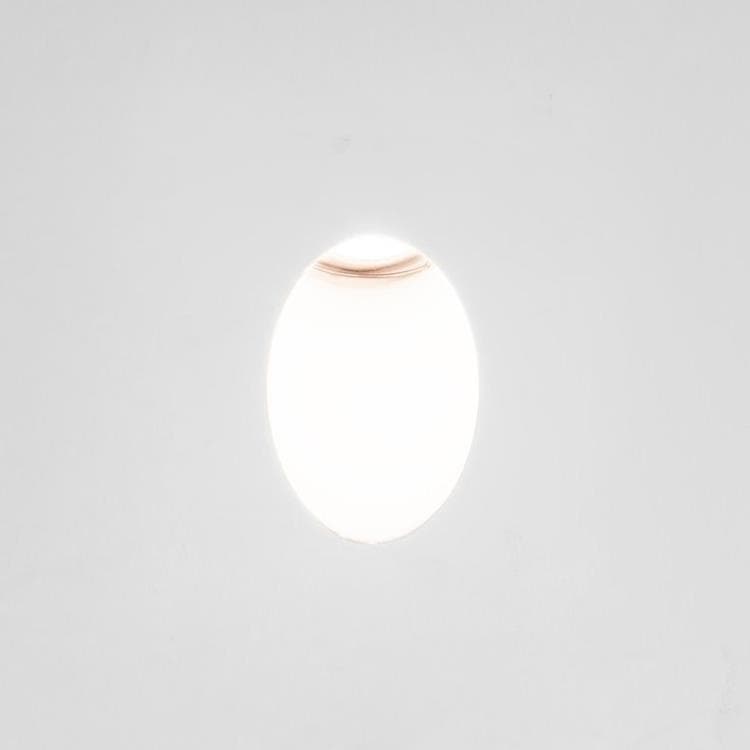 Spot encastré LED point lumineux downlight ovale H48cm LEROS TRIMLESS LED Blanc
