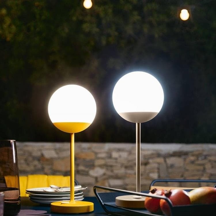 Lampe nomade LED d'extérieur rechargeable H40cm MOOON! muscade